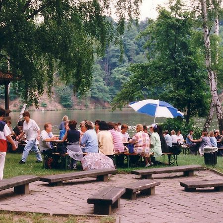 Hotel Restaurant Am Kriebsteinsee Zewnętrze zdjęcie