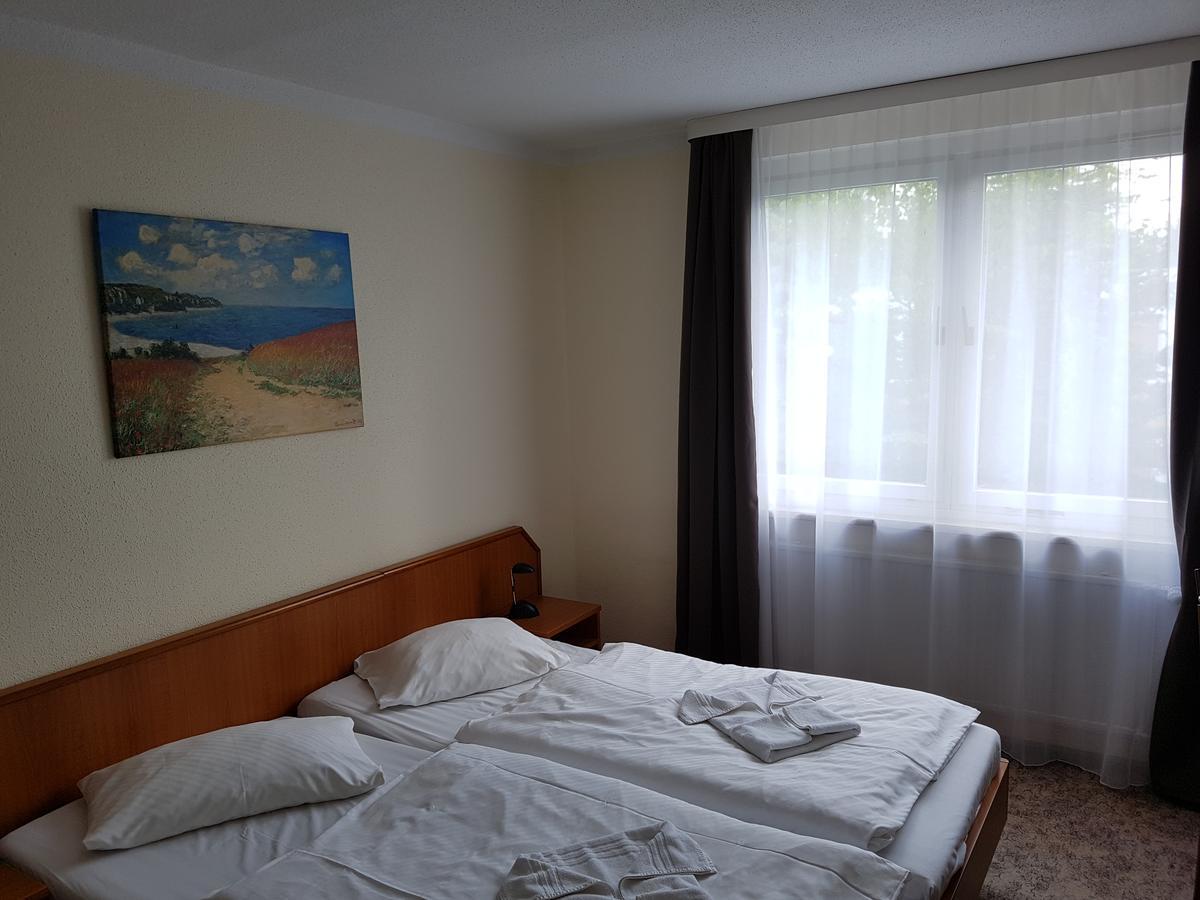 Hotel Restaurant Am Kriebsteinsee Zewnętrze zdjęcie